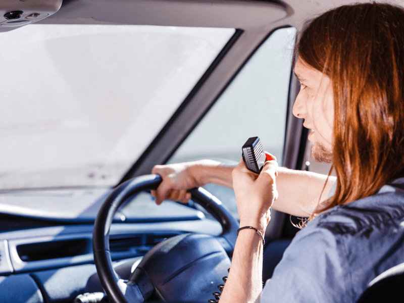 Complete Guide To The Best UHF Radio For 4WD Australia [2024] All Around Oz