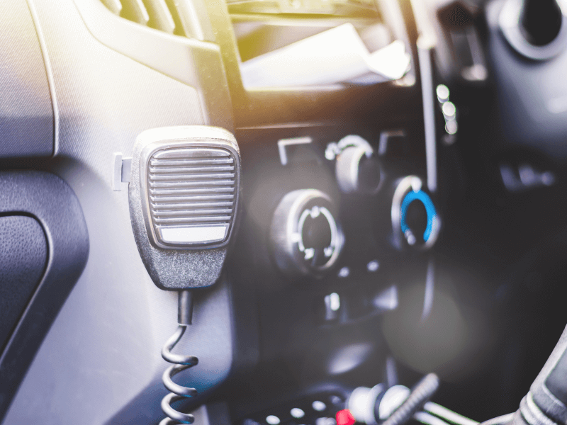 Complete Guide To The Best UHF Radio For 4WD Australia [2024] All